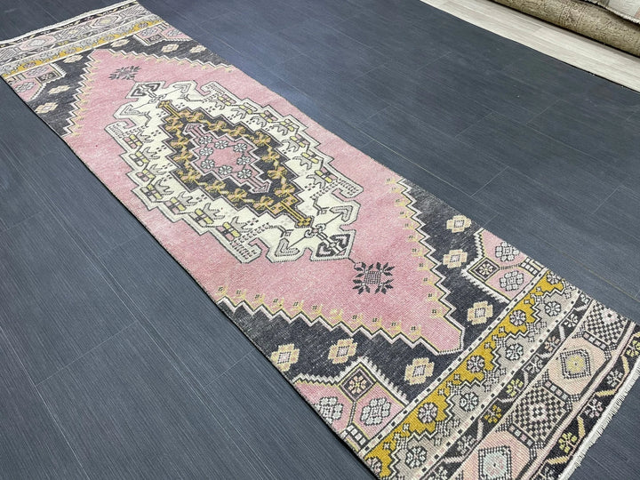 Turkish Runner Rug 2' 4" x 8' Hand-Knotted | No. WR10386