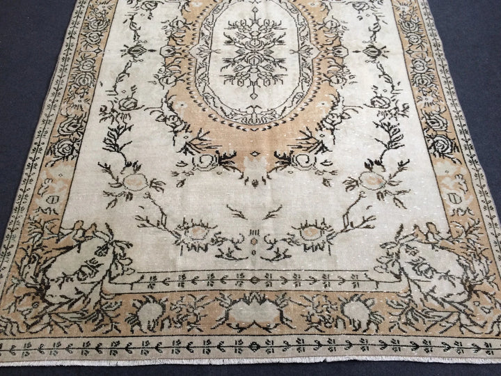 Beige Turkish Runner Rug 6' 5" x 9' 10" Hand-Knotted | No. WR10633