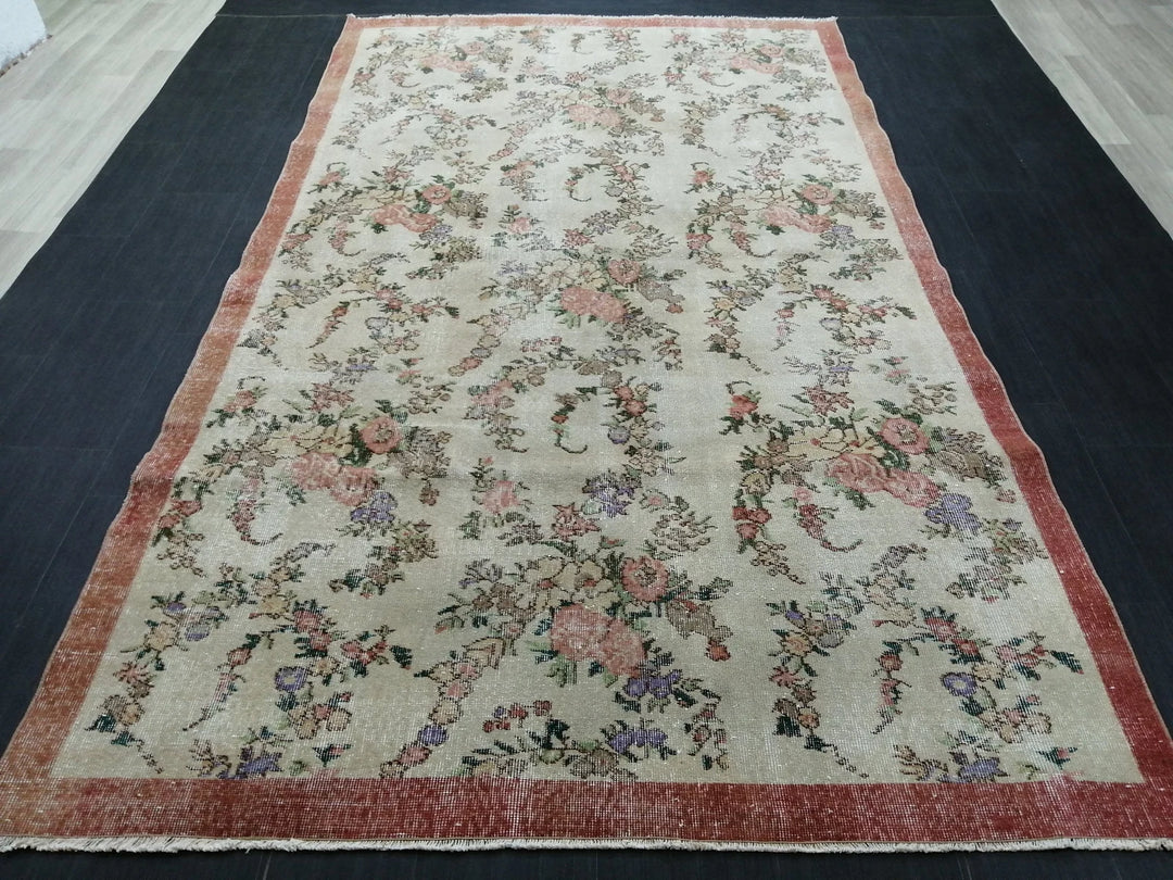 Beige Turkish Runner Rug 5' 8" x 9' 8" Hand-Knotted | No. WR12012
