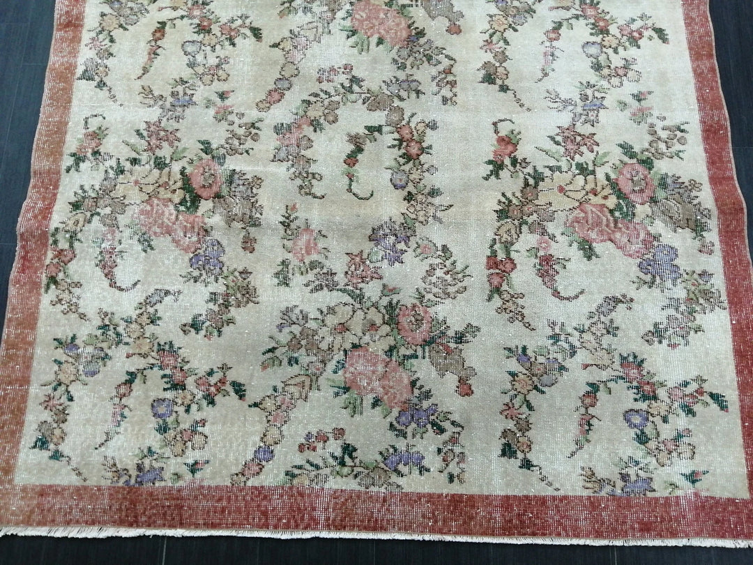 Beige Turkish Runner Rug 5' 8" x 9' 8" Hand-Knotted | No. WR12012