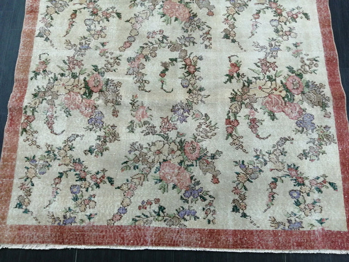 Beige Turkish Runner Rug 5' 8" x 9' 8" Hand-Knotted | No. WR12012