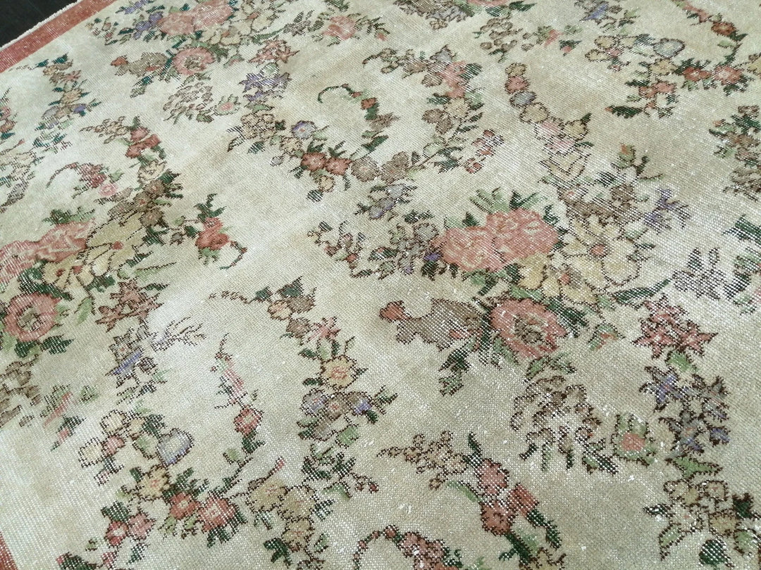 Beige Turkish Runner Rug 5' 8" x 9' 8" Hand-Knotted | No. WR12012