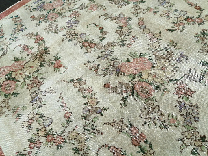 Beige Turkish Runner Rug 5' 8" x 9' 8" Hand-Knotted | No. WR12012