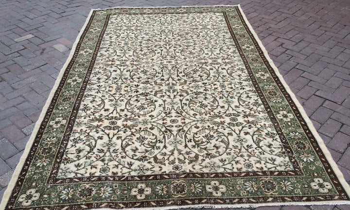 Green Turkish Runner Rug 6' x 10' Hand-Knotted | No. WR12098