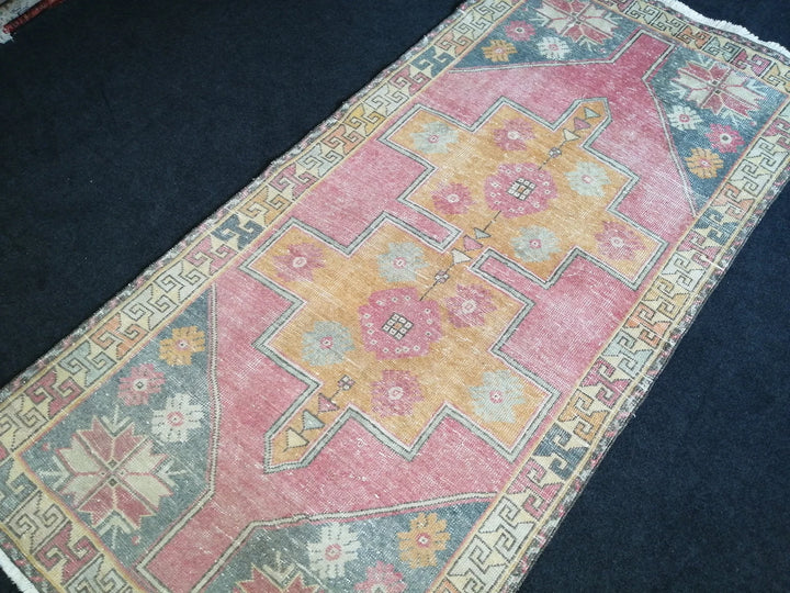 Beige Turkish Runner Rug 4' x 8' Hand-Knotted | No. WR12482