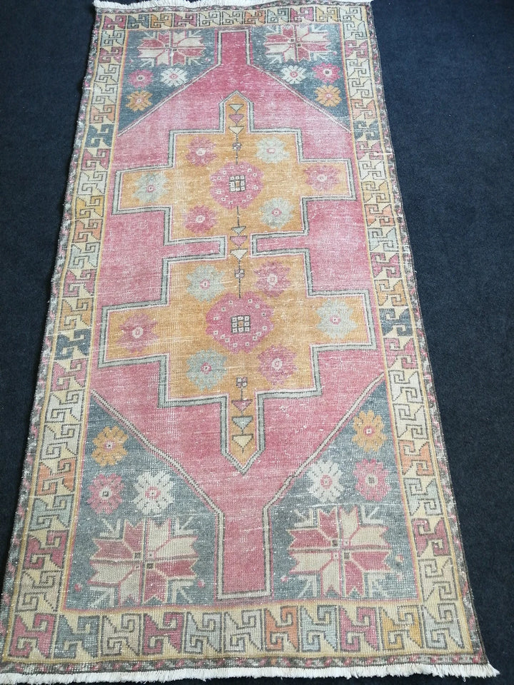Beige Turkish Runner Rug 4' x 8' Hand-Knotted | No. WR12482