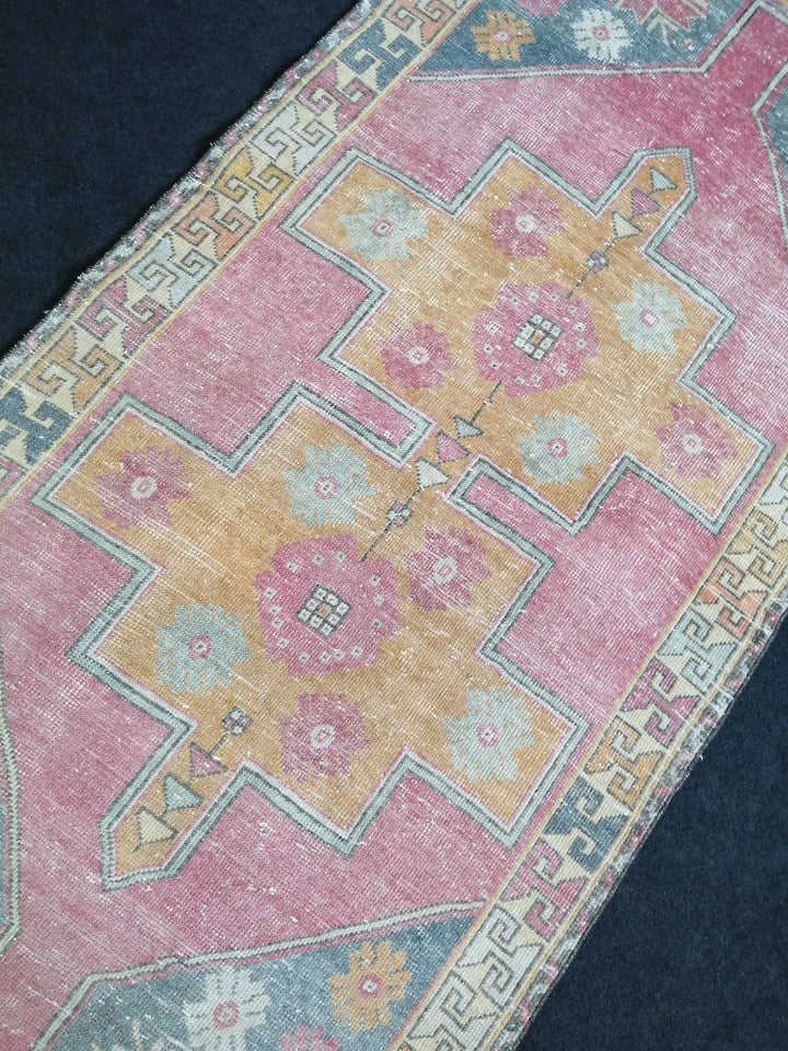 Beige Turkish Runner Rug 4' x 8' Hand-Knotted | No. WR12482