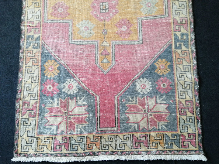 Beige Turkish Runner Rug 4' x 8' Hand-Knotted | No. WR12482