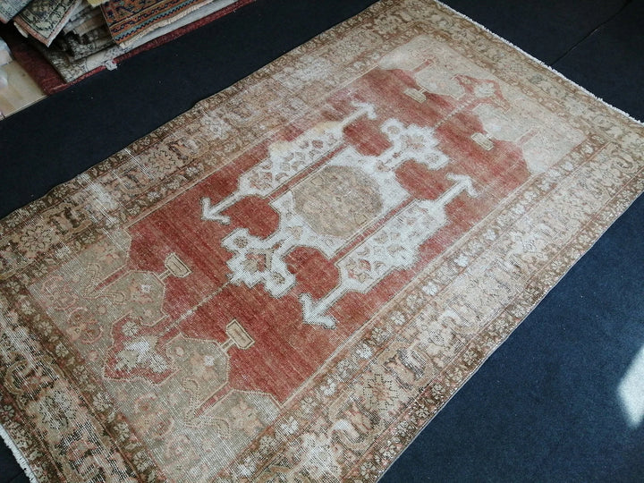 Beige Turkish Runner Rug 5' x 8' 8" Hand-Knotted | No. WR14624