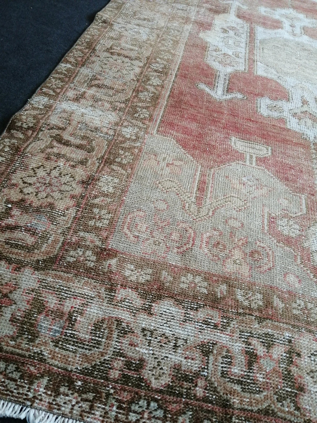 Beige Turkish Runner Rug 5' x 8' 8" Hand-Knotted | No. WR14624