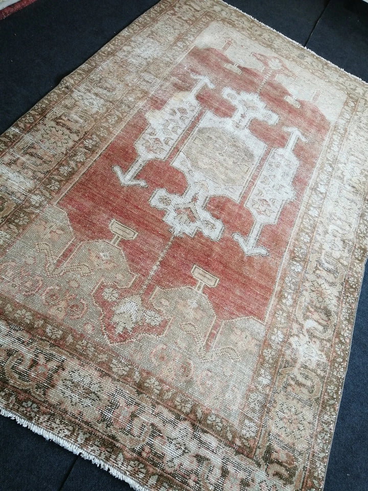 Beige Turkish Runner Rug 5' x 8' 8" Hand-Knotted | No. WR14624