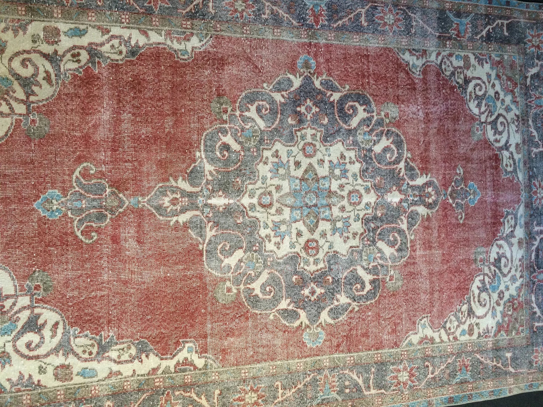 Beige Turkish Runner Rug 6' 10" x 10' 10" Hand-Knotted | No. WR14833