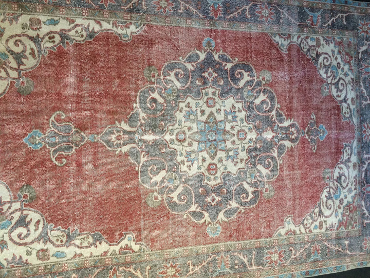 Beige Turkish Runner Rug 6' 10" x 10' 10" Hand-Knotted | No. WR14833