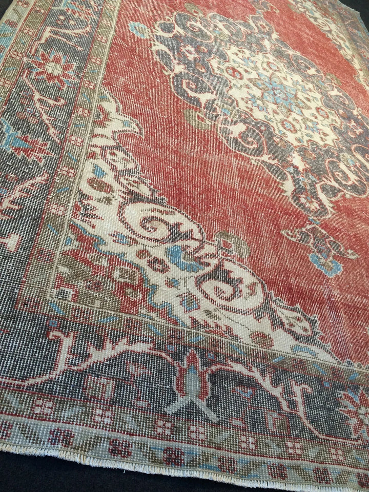 Beige Turkish Runner Rug 6' 10" x 10' 10" Hand-Knotted | No. WR14833