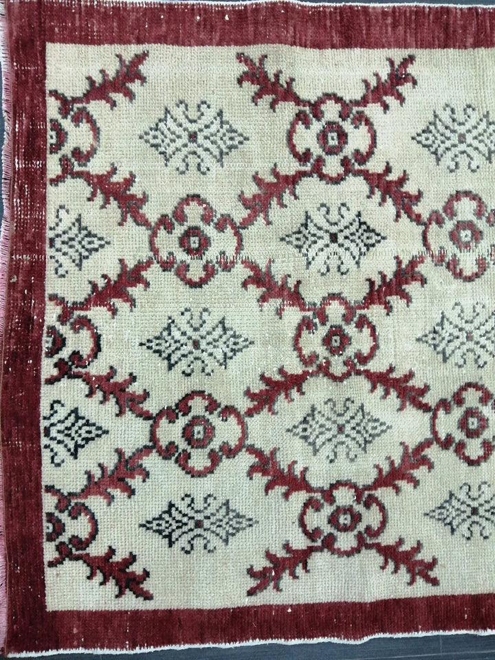 Tan Turkish Runner Rug 3' 1" x 6' 9" Hand-Knotted | No. WR15580