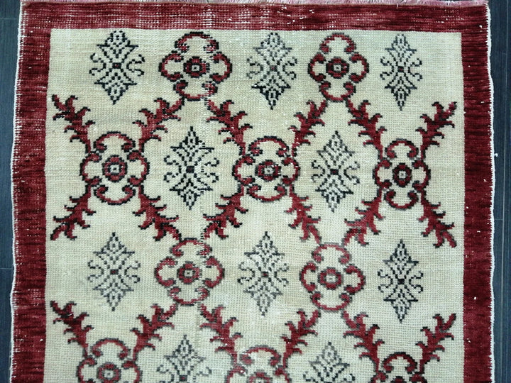 Tan Turkish Runner Rug 3' 1" x 6' 9" Hand-Knotted | No. WR15580