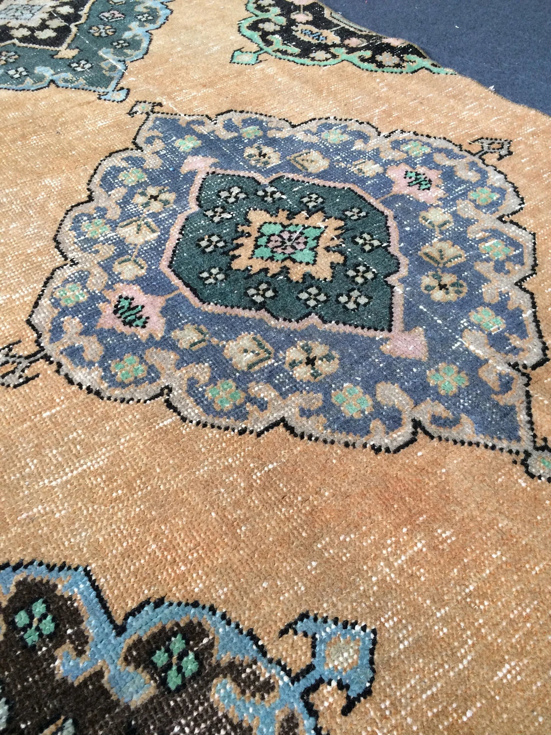 Runner Runner Rug 2' 10" x 13' - No. WR15845