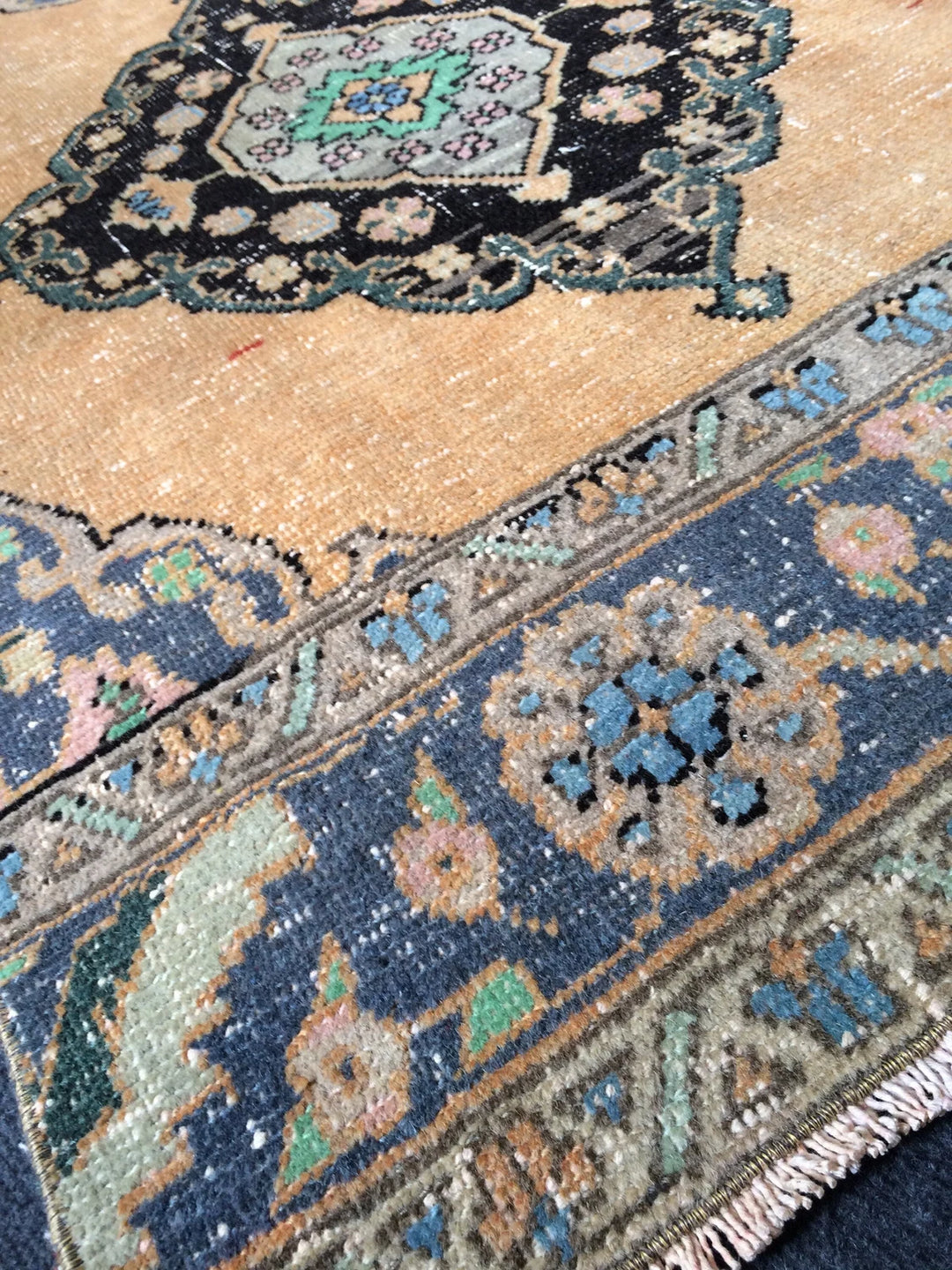 Runner Runner Rug 2' 10" x 13' - No. WR15845