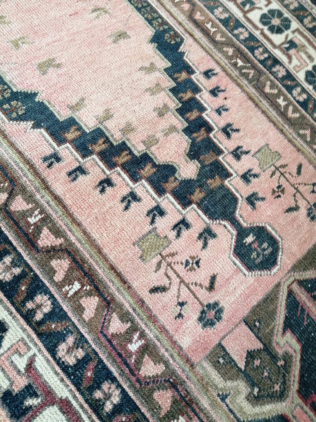Turkish Runner Rug 3' 5" x 5' Hand-Knotted | No. WR16723