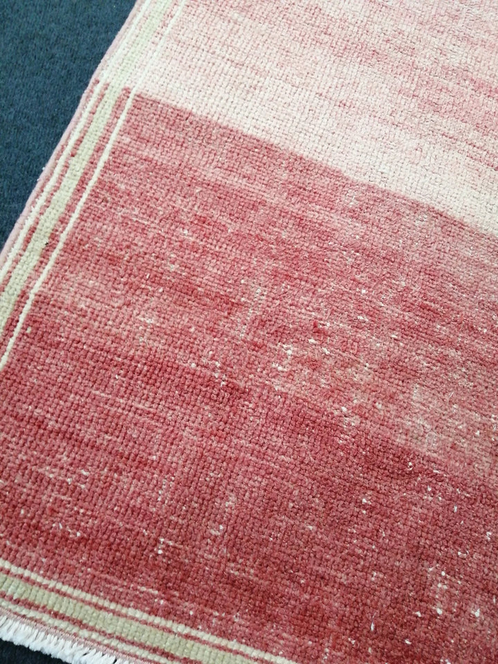 Turkish Runner Rug 3' 10" x 7' 6" Hand-Knotted | No. WR17062