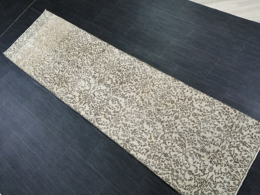 Rust Turkish Runner Rug 2' 8" x 9' 5" Hand-Knotted | No. WR17358