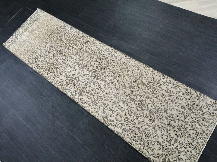 Rust Turkish Runner Rug 2' 8" x 9' 5" Hand-Knotted | No. WR17358