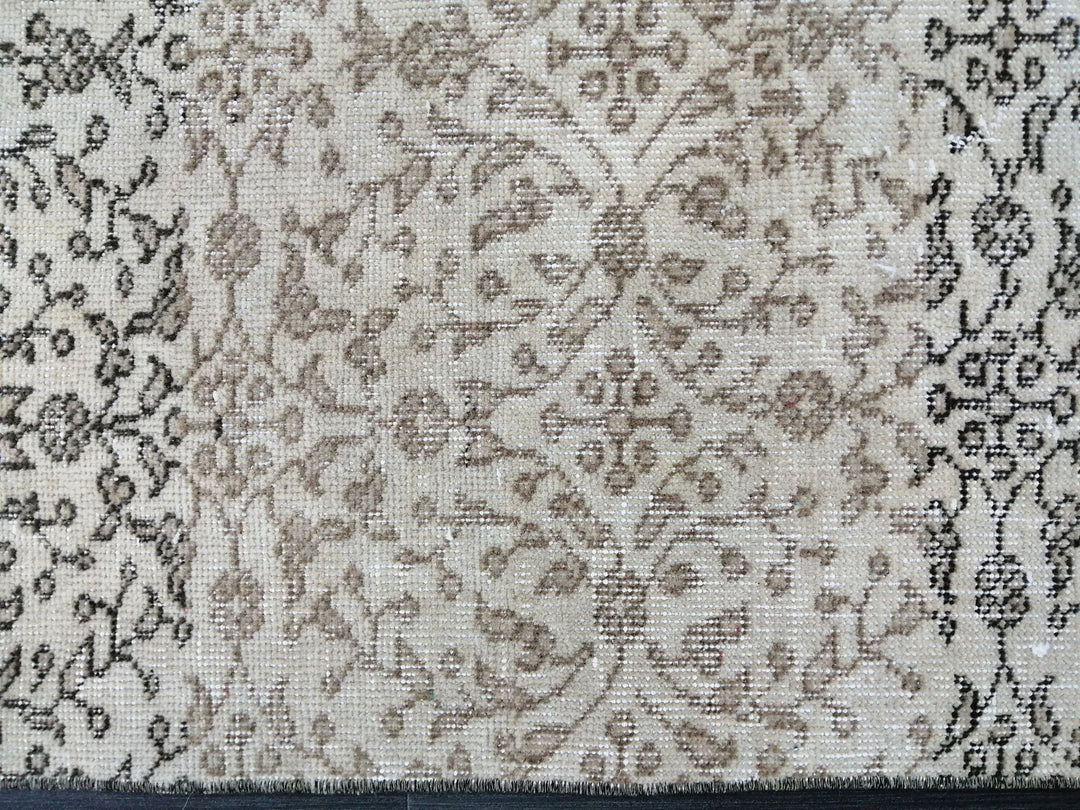 Rust Turkish Runner Rug 2' 8" x 9' 5" Hand-Knotted | No. WR17358