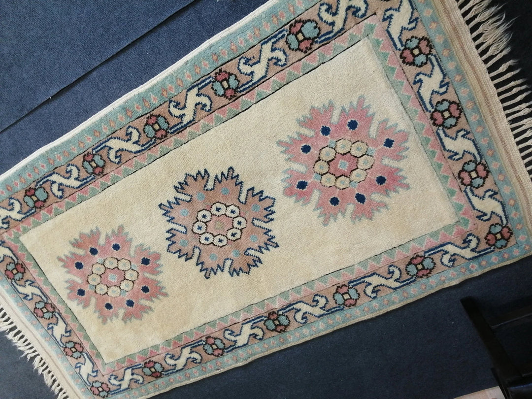 Beige Turkish Runner Rug 3' x 5' 2" Hand-Knotted | No. WR17934