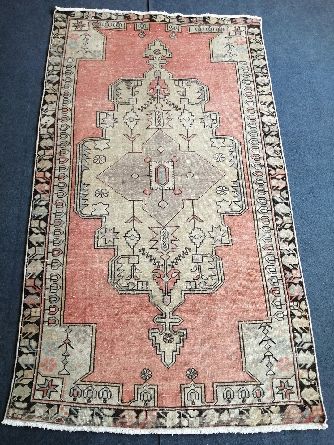 Beige Turkish Oushak Rug 4' 6" x 8' Hand-Knotted | No. WR18020