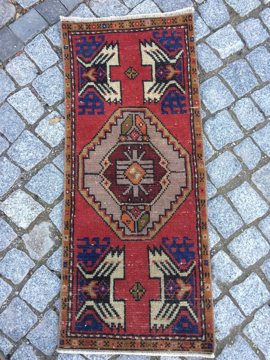 Turkish Oushak Rug 1'5" x 3'5" Hand-Knotted | No. WR18287
