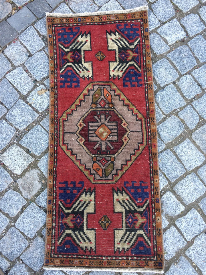 Turkish Oushak Rug 1'5" x 3'5" Hand-Knotted | No. WR18287