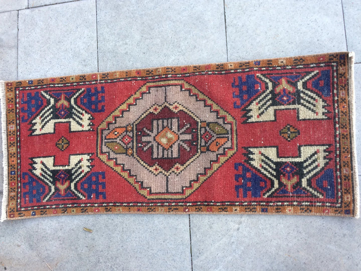 Turkish Oushak Rug 1'5" x 3'5" Hand-Knotted | No. WR18287