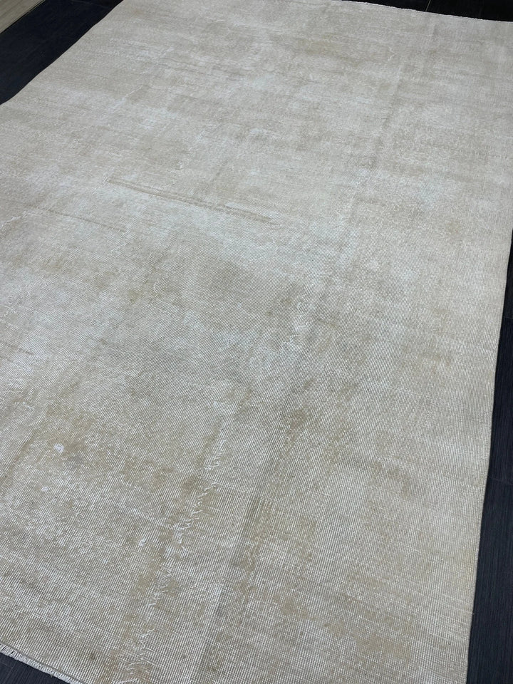 Turkish Runner Rug 6' 8" x 9' 11" Hand-Knotted | No. WR19266