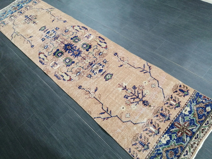Turkish Runner Rug 2' 6" x 10' 1" Hand-Knotted | No. WR19570