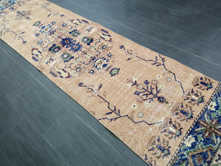 Turkish Runner Rug 2' 6" x 10' 1" Hand-Knotted | No. WR19570