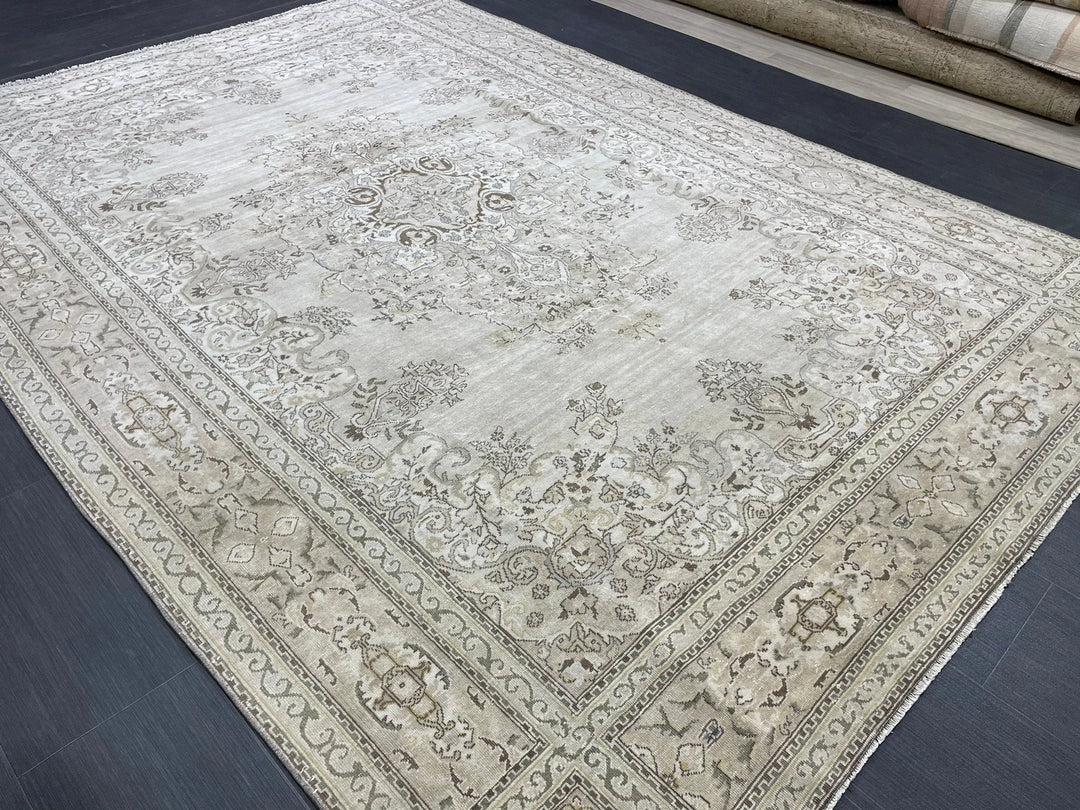 Rust Turkish Runner Rug 6' 8" x 9' 7" Hand-Knotted | No. WR19925