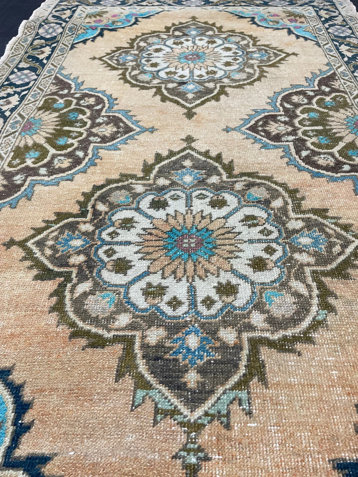 Beige Turkish Runner Rug 4' 2" x 6' 9" Hand-Knotted | No. WR20544