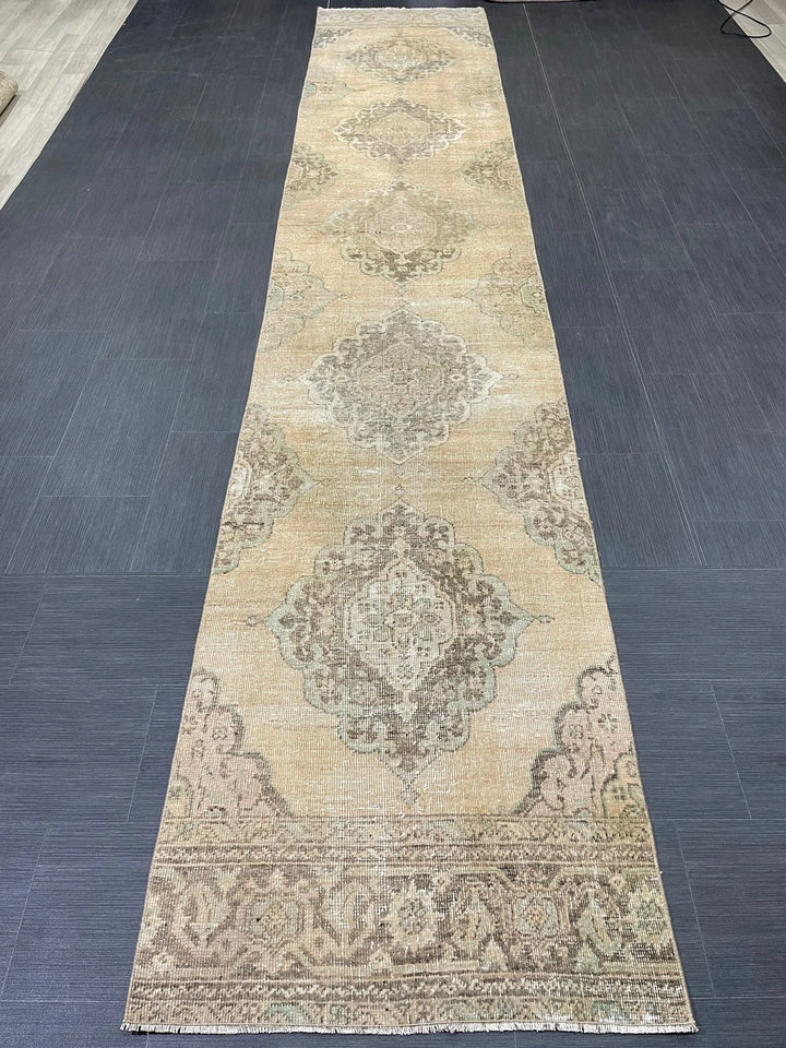 Turkish Runner Rug 2' 8" x 13' 11" Hand-Knotted | No. WR20911