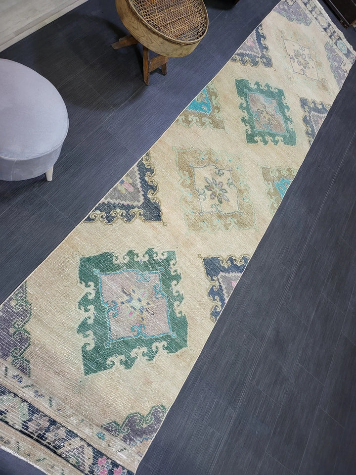 Turkish Runner Rug 2' 10" x 12' 7" Hand-Knotted | No. WR20939