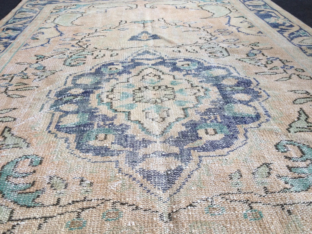 Beige Turkish Runner Rug 5' 2" x 9' 4" Hand-Knotted | No. WR23646