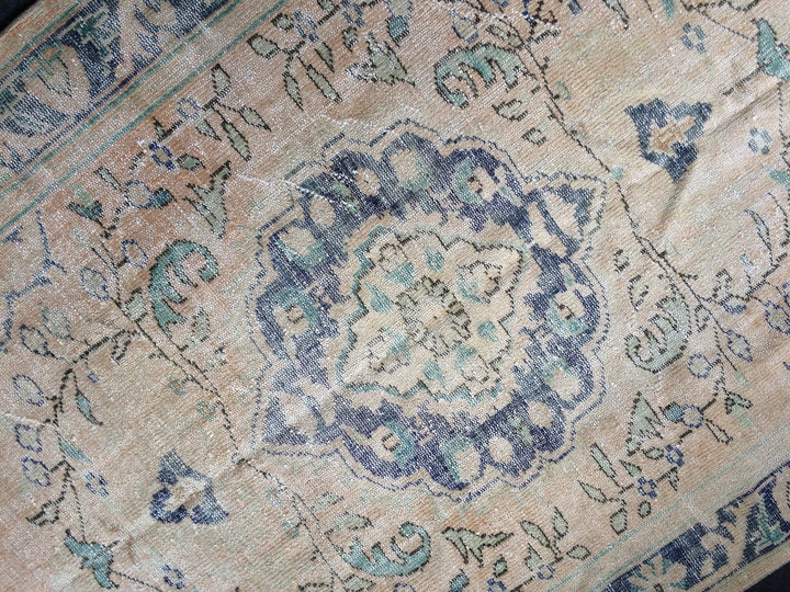Beige Turkish Runner Rug 5' 2" x 9' 4" Hand-Knotted | No. WR23646