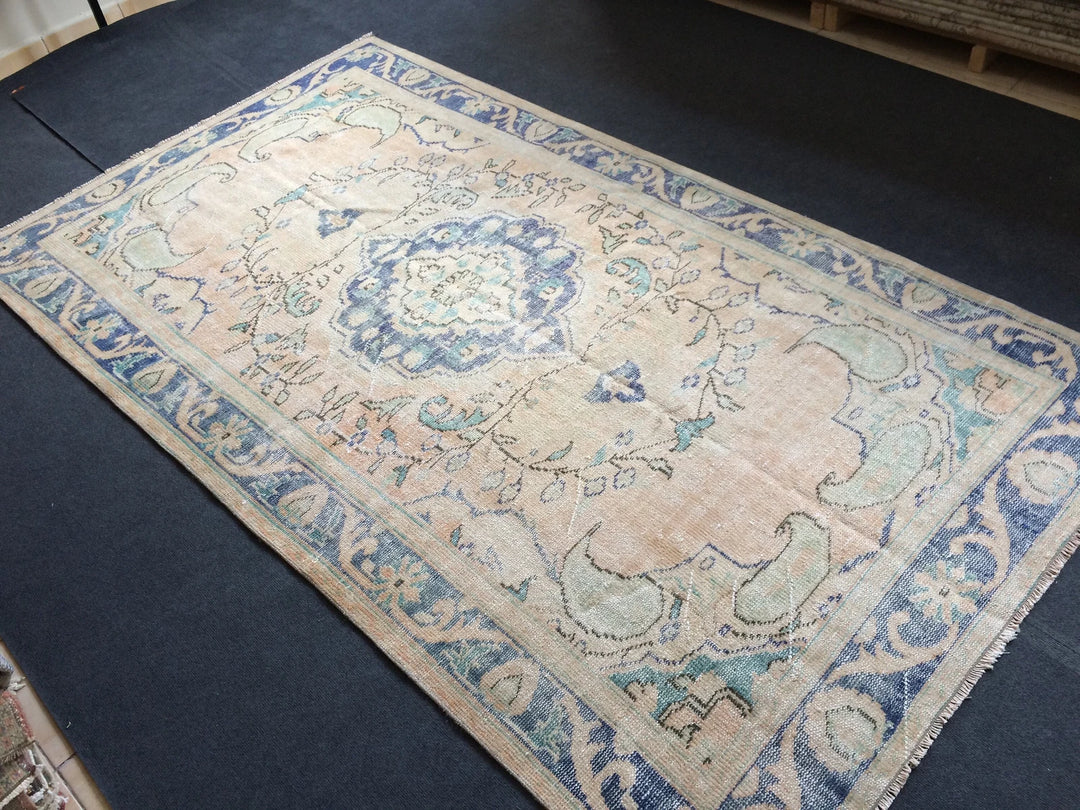 Beige Turkish Runner Rug 5' 2" x 9' 4" Hand-Knotted | No. WR23646