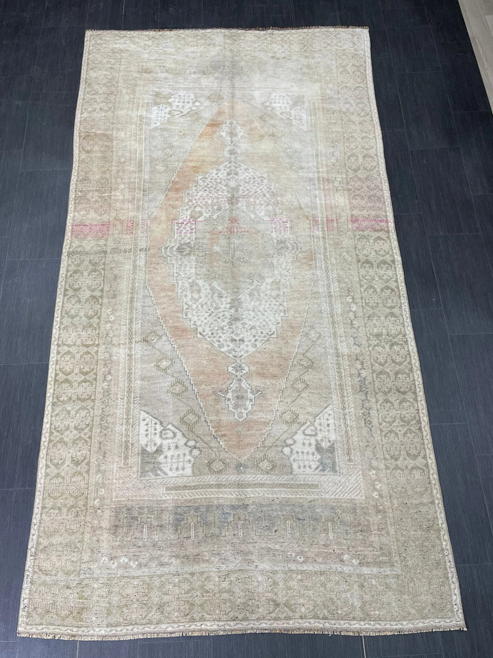 Beige Turkish Runner Rug 5' 1" x 9' 8" Hand-Knotted | No. WR23862
