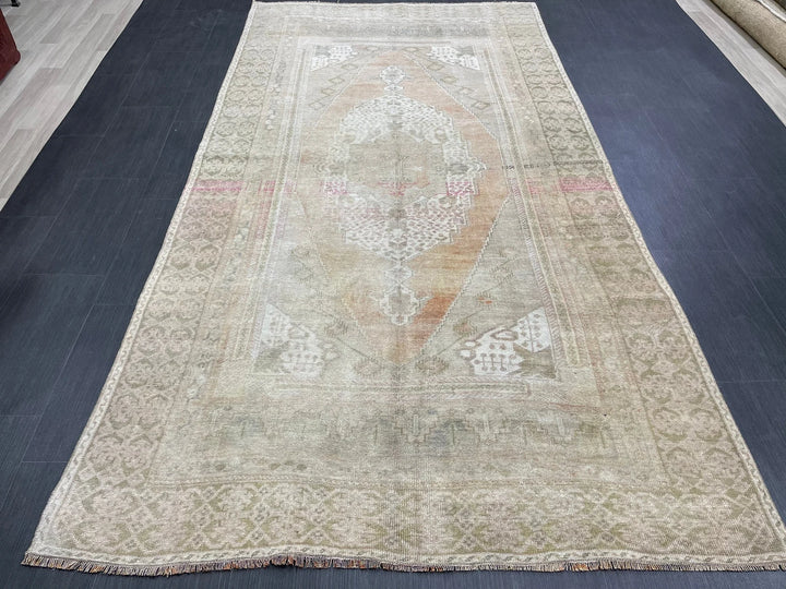 Beige Turkish Runner Rug 5' 1" x 9' 8" Hand-Knotted | No. WR23862