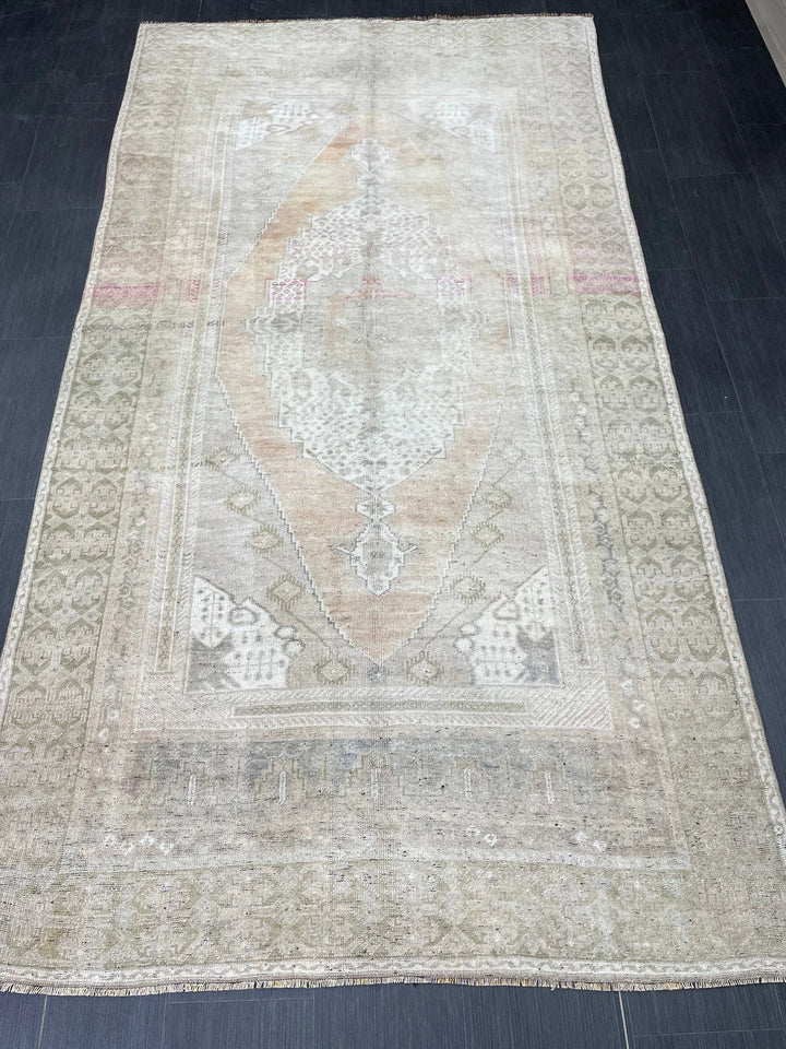 Beige Turkish Runner Rug 5' 1" x 9' 8" Hand-Knotted | No. WR23862