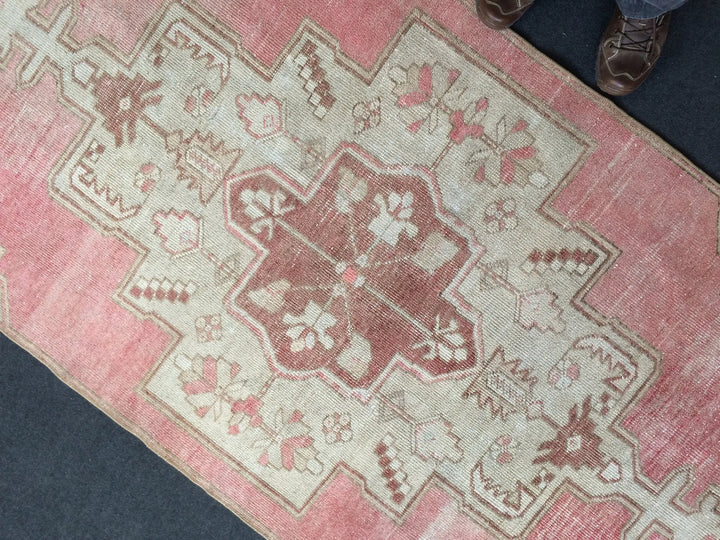 Turkish Runner Rug 4' x 8' 5" Hand-Knotted | No. WR24292
