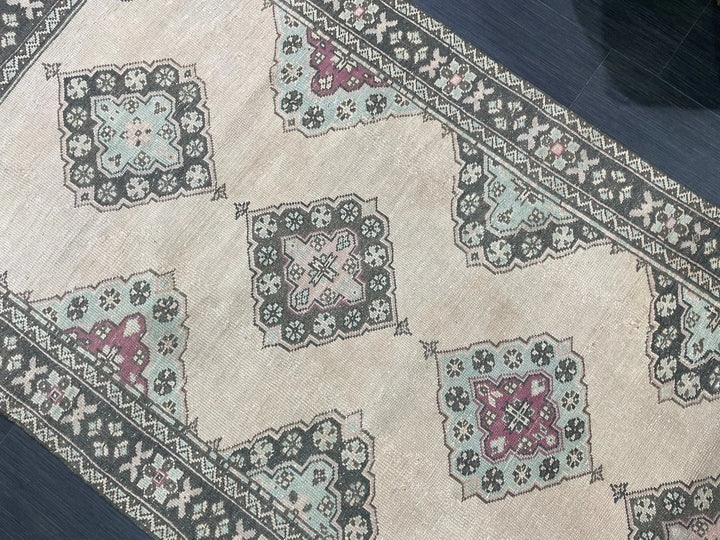 Turkish Runner Rug 4' 3" x 10' 1" Hand-Knotted | No. WR25020