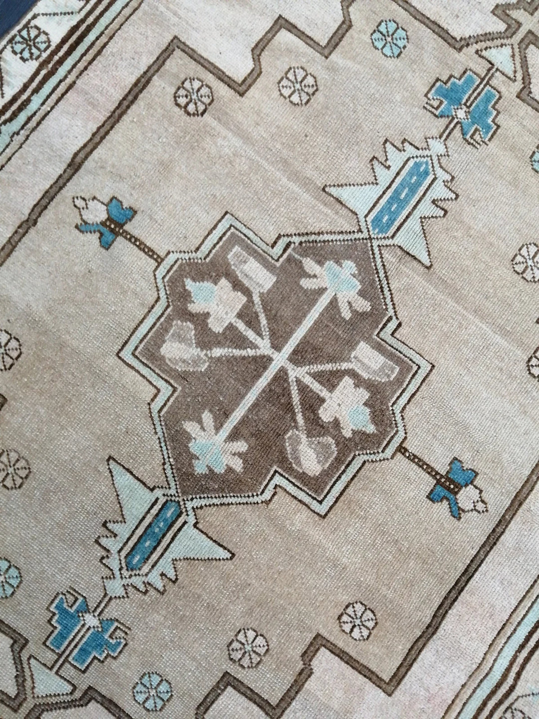 Turkish Runner Rug 4' 2" x 8' 3" Hand-Knotted | No. WR25313