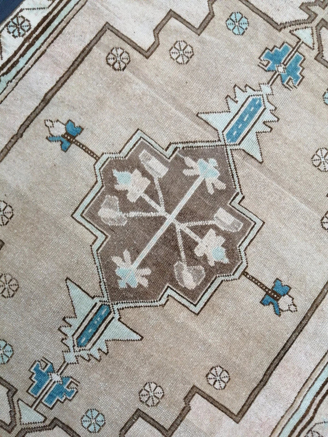 Turkish Runner Rug 4' 2" x 8' 3" Hand-Knotted | No. WR25313