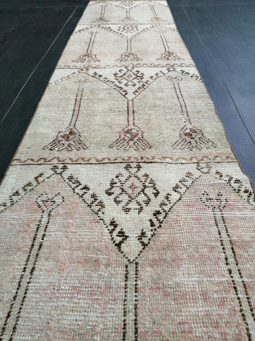 Tan Turkish Runner Rug 2' 6" x 11' 8" Hand-Knotted | No. WR25426